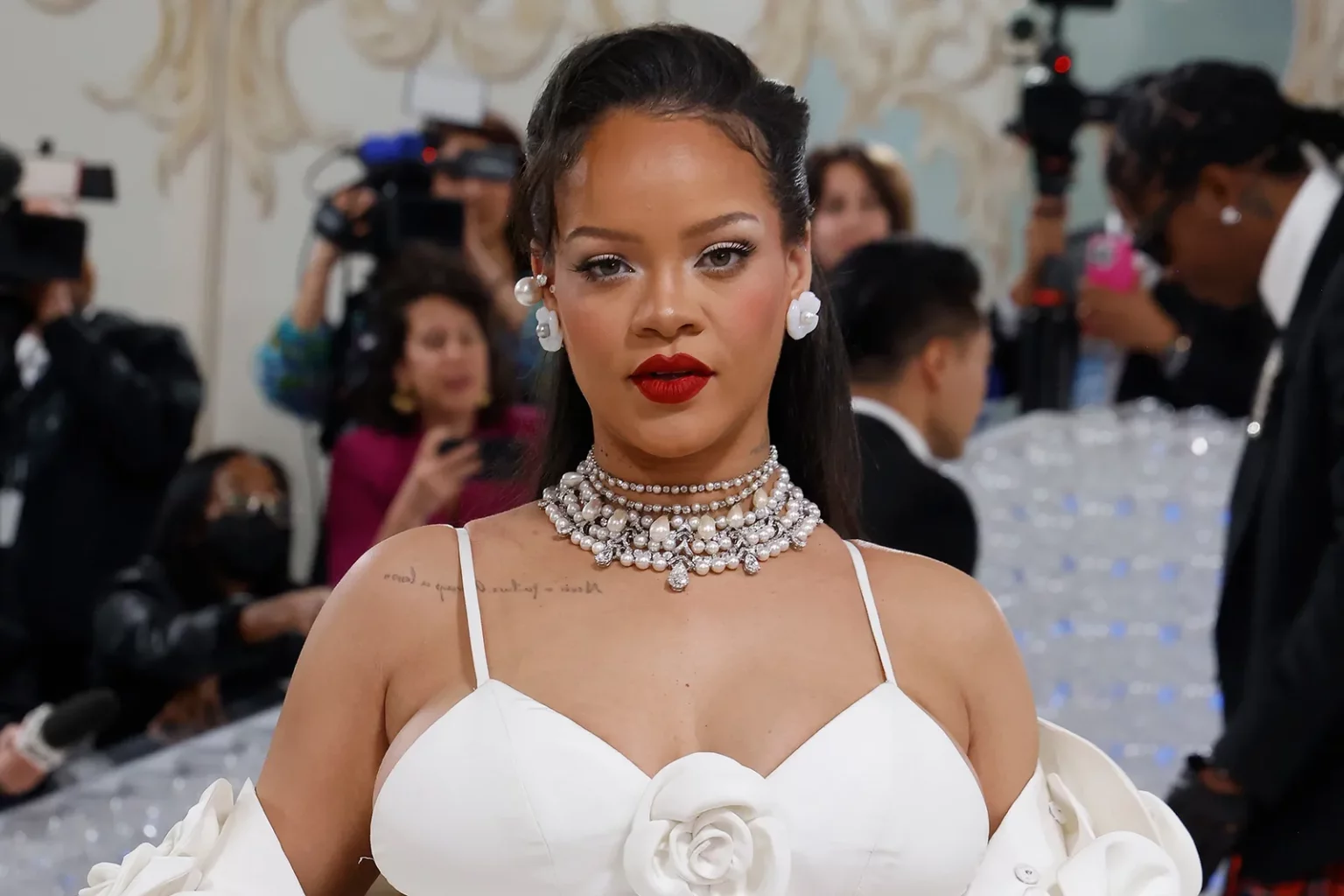 The Met Gala 2023: A Showcase of Exceptional Jewelry rihanna met gala 2023