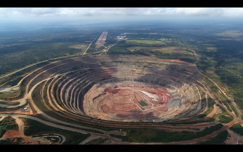 Angola and Russia Seek to Resolve Alrosa’s Future in Catoca Mine Amid Sanctions