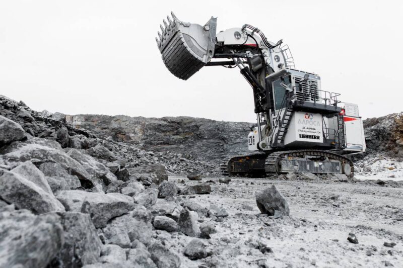 Alrosa to Reduce Production and Workforce Amid Global Diamond Industry Challenges