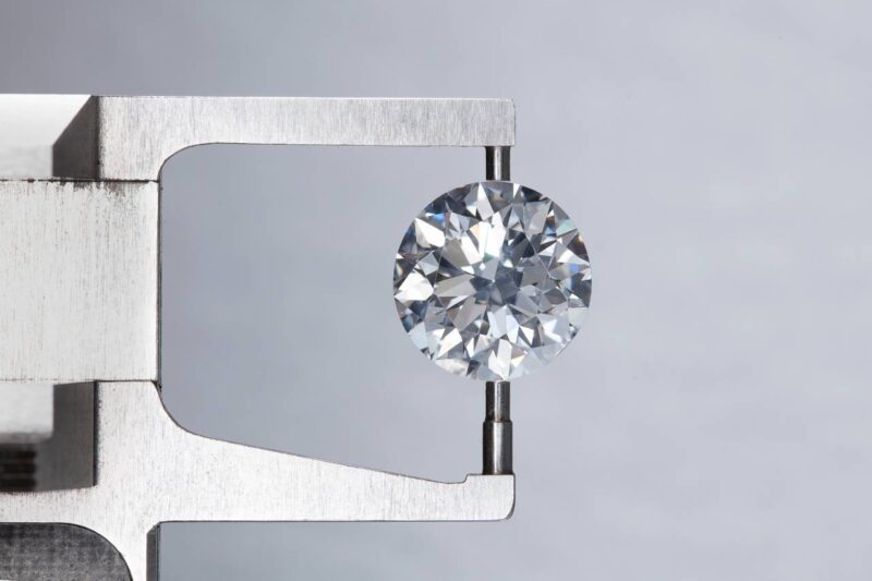 Lab-Grown Diamond Wholesale Prices Decline Further in 2025