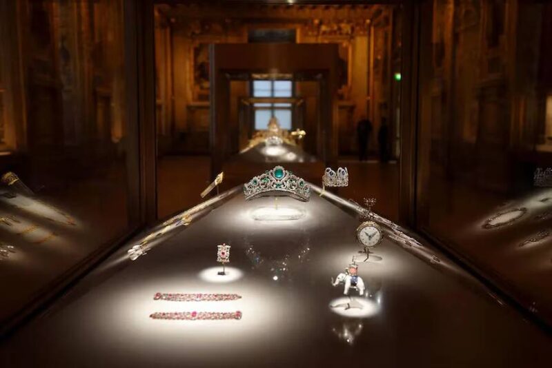 Louvre Jewelry Heist Targets Crown Jewels in High-Profile Security Breach
